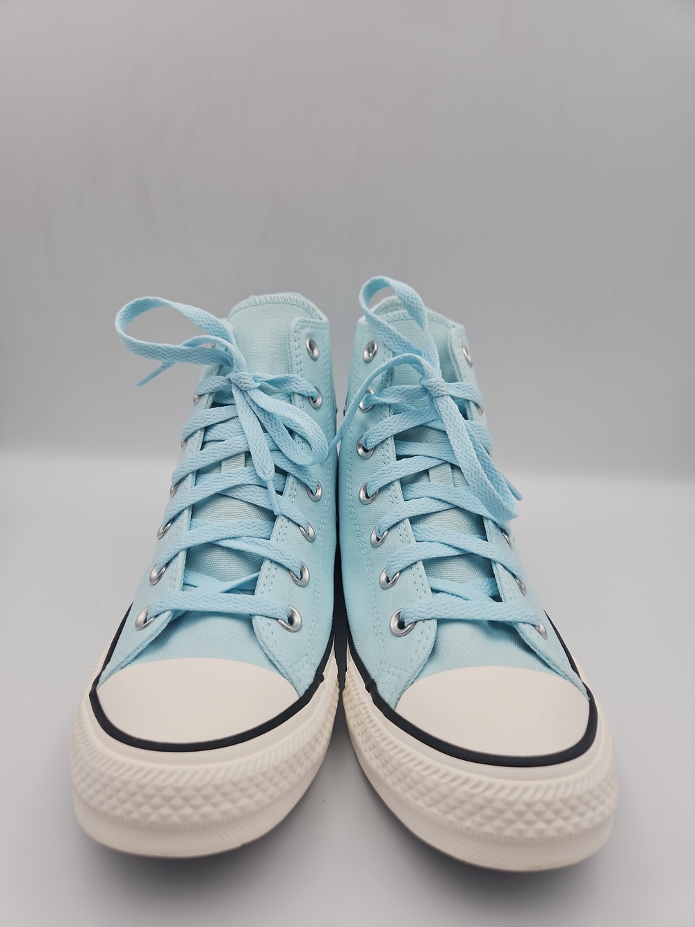 Converse Women's High-Top Sneakers in Light Blue with Floral Embroidery - Picture 2 of 10